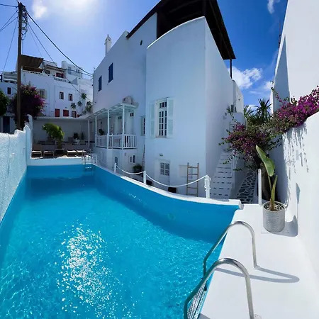 Aparthotel Kamara & Mykonos Town