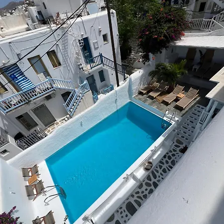 Aparthotel Kamara & Mykonos Town