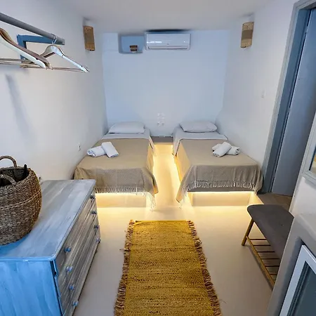 Aparthotel Kamara & Mykonos Town