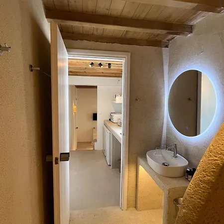 Kamara & 4* Mykonos Town