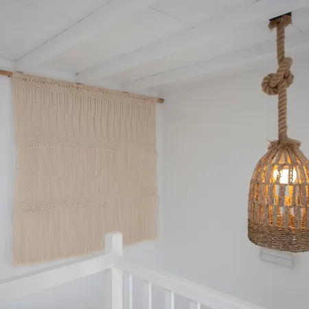 Kamara & Mykonos Town