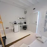 White Pearl Mykonos 4*