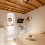 Aparthotel White Pearl Mykonos 4*