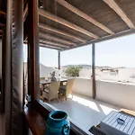 White Pearl Mykonos Aparthotel 4*