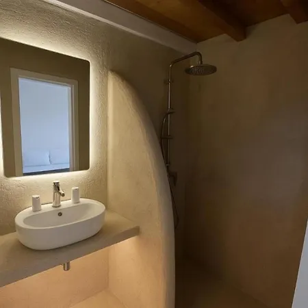 Kamara & Aparthotel