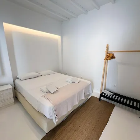 White Pearl Mykonos Ξενοδοχείο με διαμερίσματα 4*