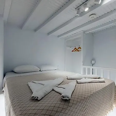 White Pearl Mykonos Aparthotel